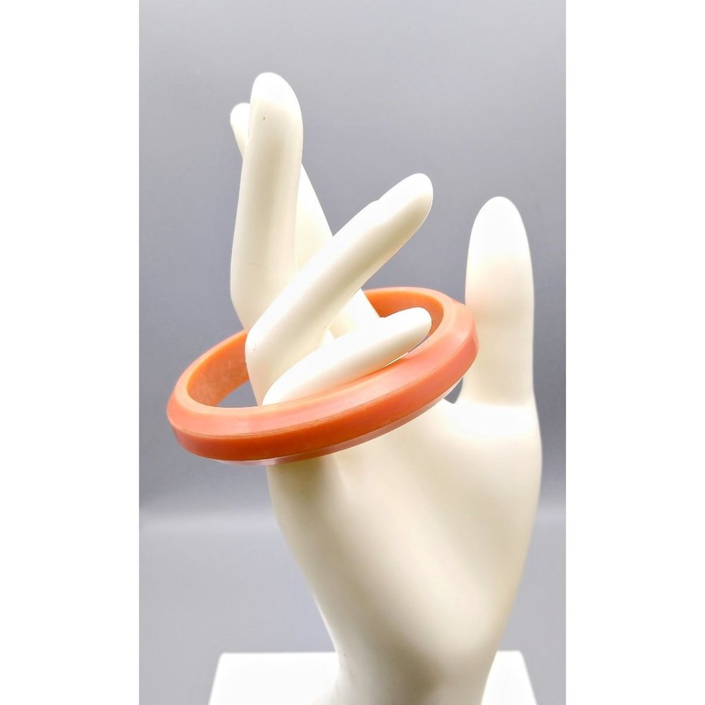 Vintage Coral Plastic Bangle, Fun Stackable Mod Fashion Bracelet